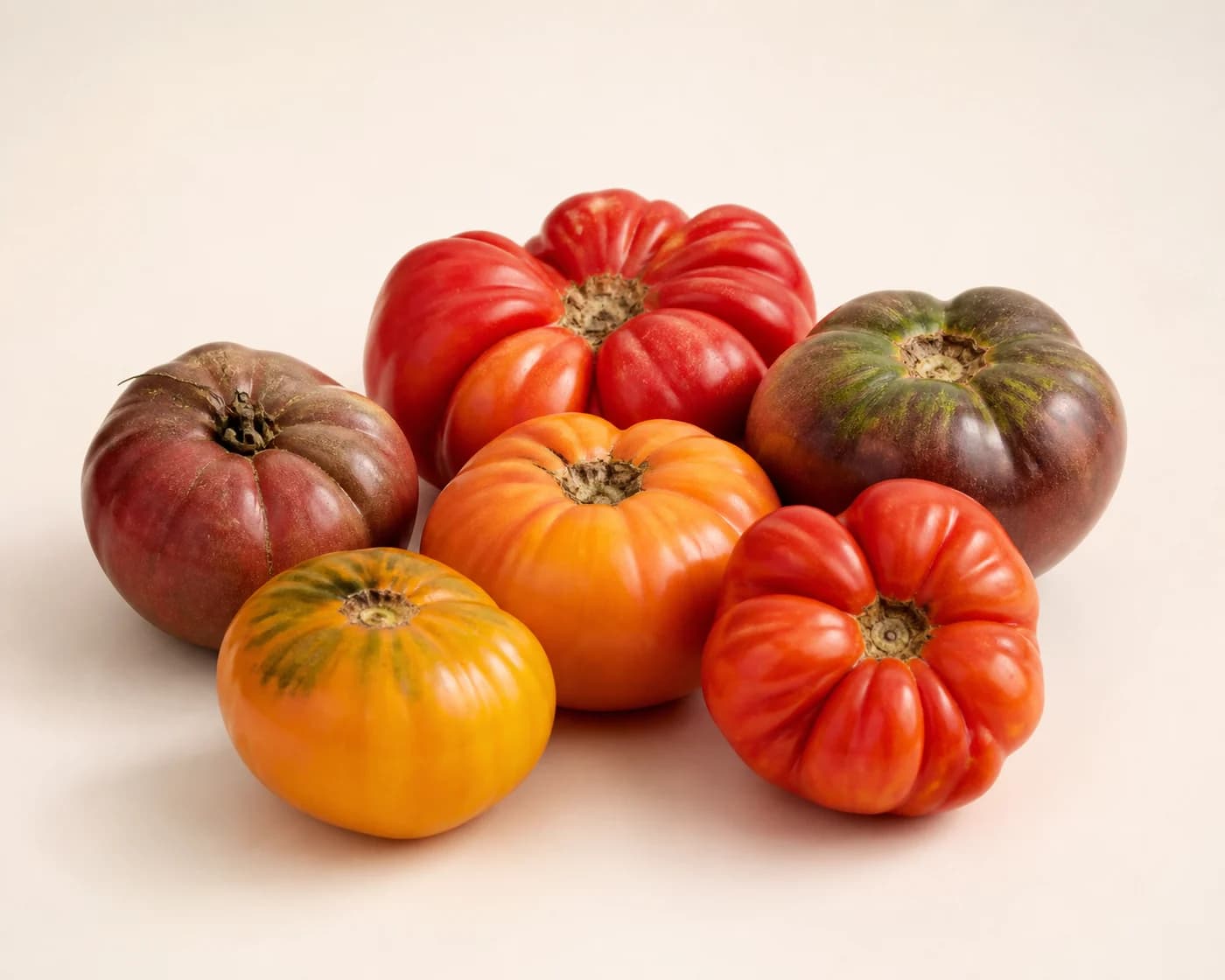 Heirloom Tomato — centered product view